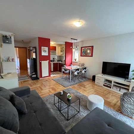זאגרב Apartman West - Private Parking Place מראה חיצוני תמונה