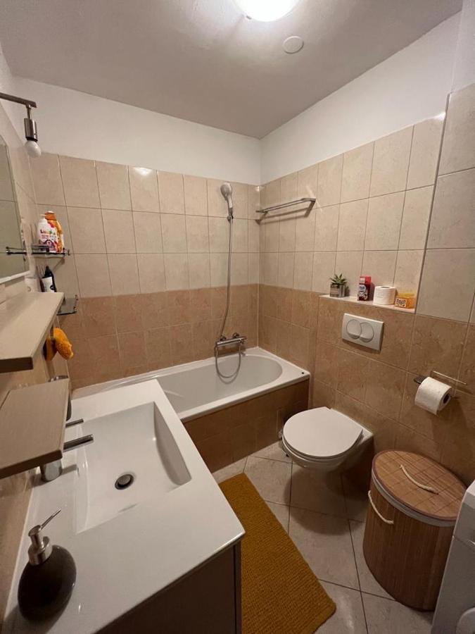זאגרב Apartman West - Private Parking Place מראה חיצוני תמונה