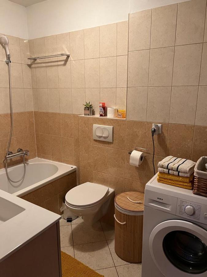 זאגרב Apartman West - Private Parking Place מראה חיצוני תמונה